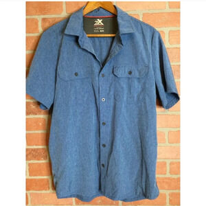ZeroXposur Travel series men SS Button up shirt vented blue denim color Size M